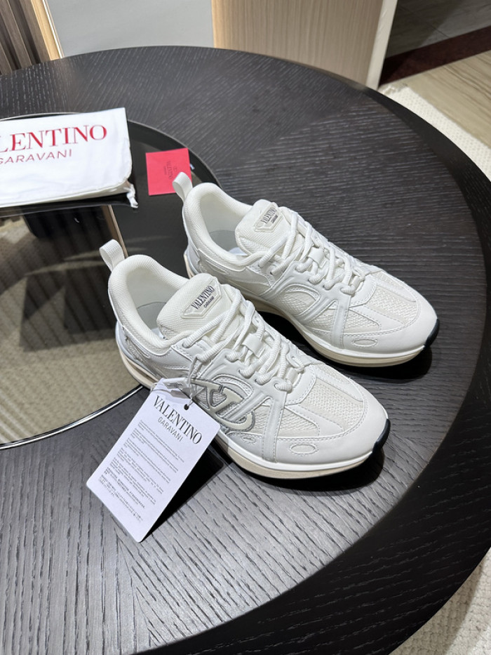 Va1e*ntin0 garavani sneaker