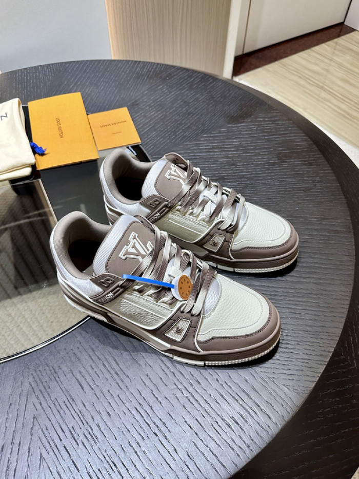 LUSV SNEAKERS