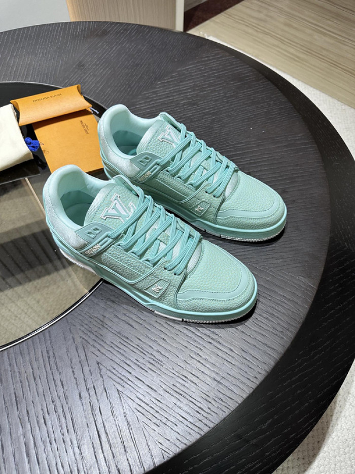 LUSV SNEAKERS
