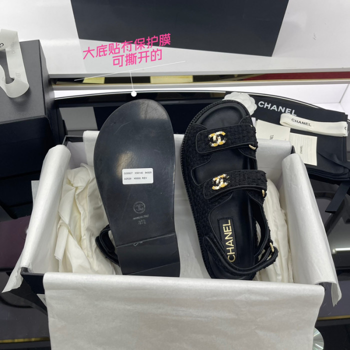 CN Slide Sandal