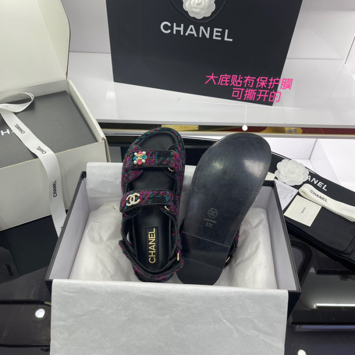 CN Slide Sandal
