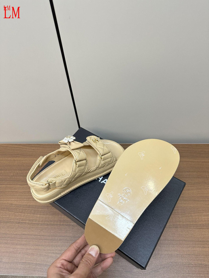 CN Slide Sandal