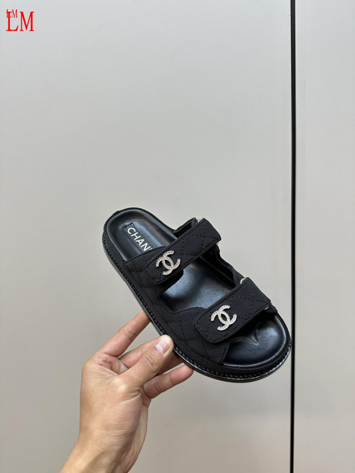 CN Slide Sandal