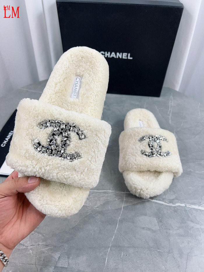 CN Slide Sandal