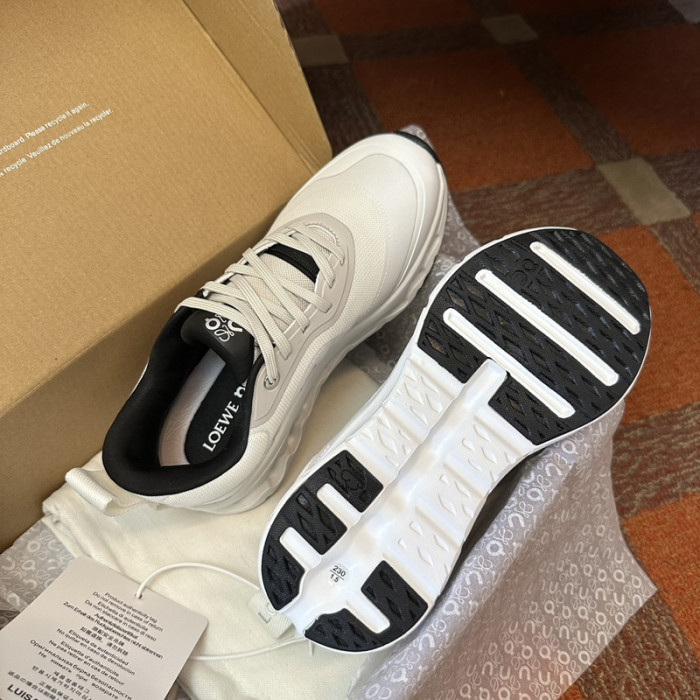L0ew* sneaker