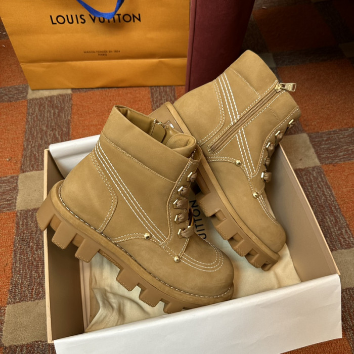 LUSV SNEAKERS