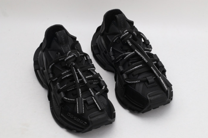 DG SNEAKER
