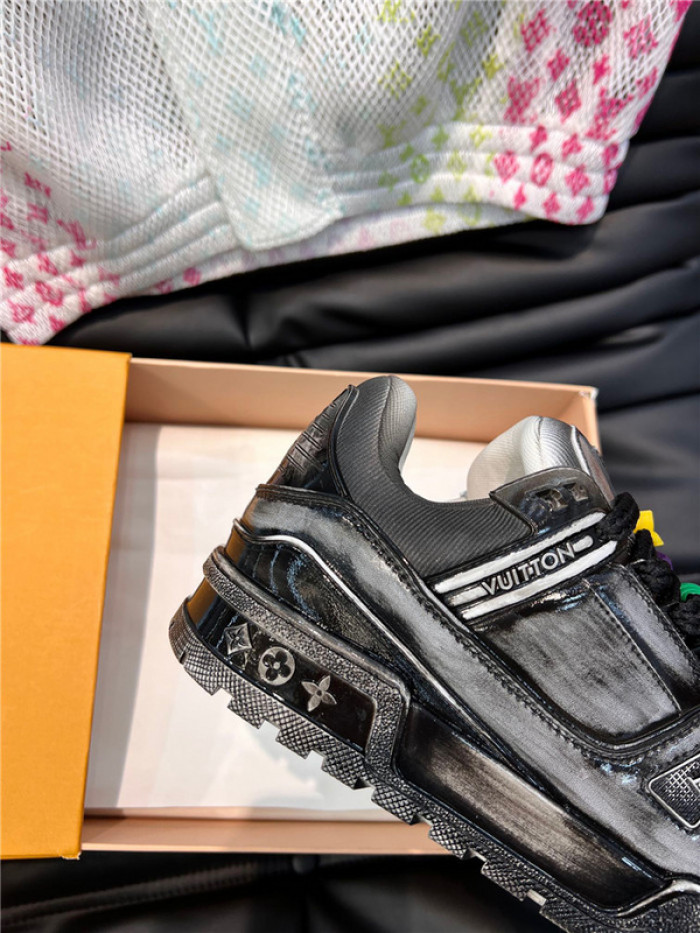 LUSV SNEAKERS