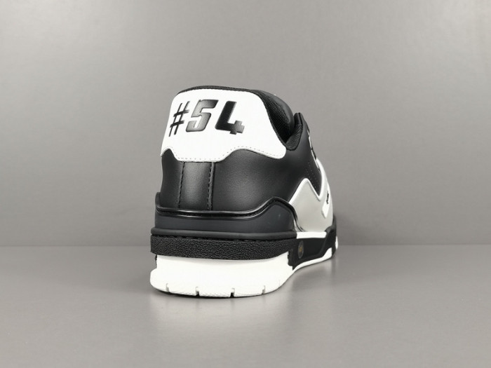 LUSV SNEAKERS