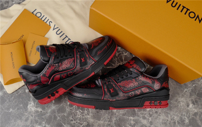 LUSV SNEAKERS