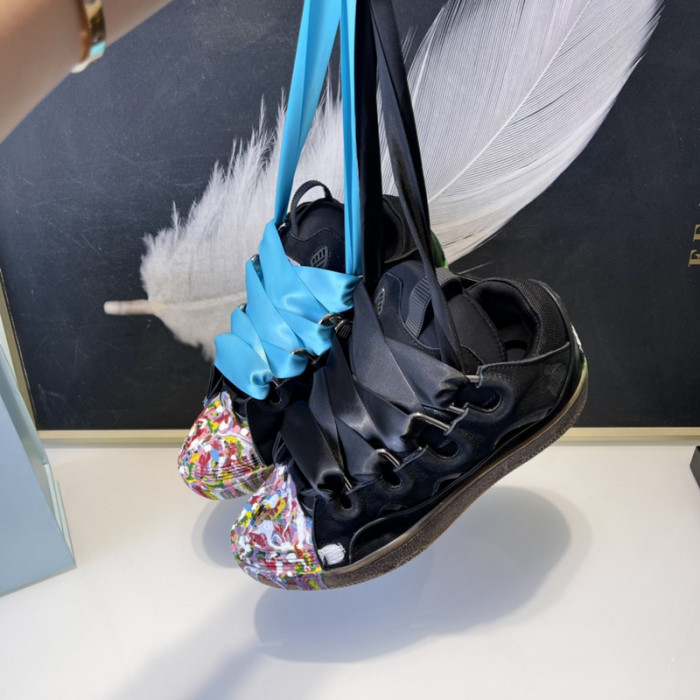 Lanu1n curb sneaker