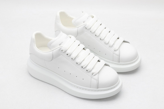 ALEXMQ Sneakers