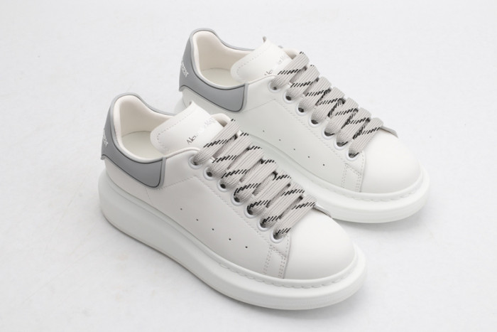 ALEXMQ Sneakers