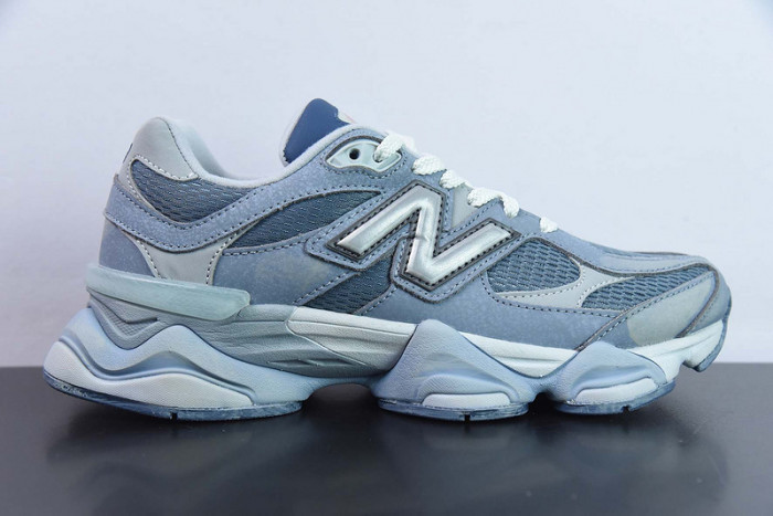 new Ba1an*e 9060 "arctic grey" u9060md1