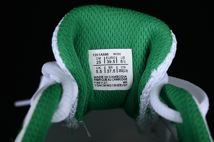 As*ic*s jog 100 s 