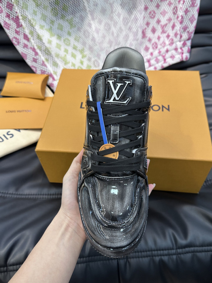 LUSV SNEAKERS