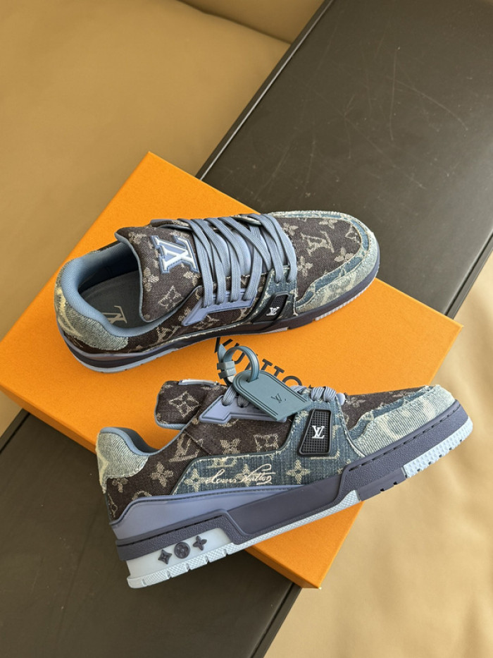 LUSV SNEAKERS