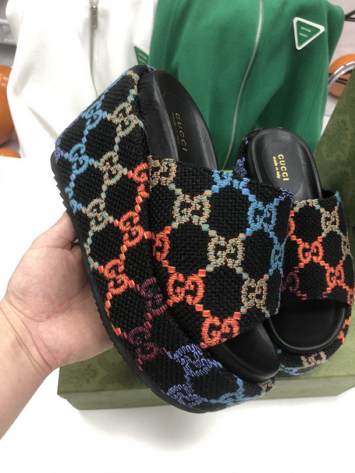 GCI GG Slide Sandal