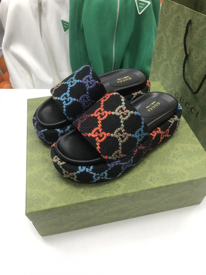 GCI GG Slide Sandal