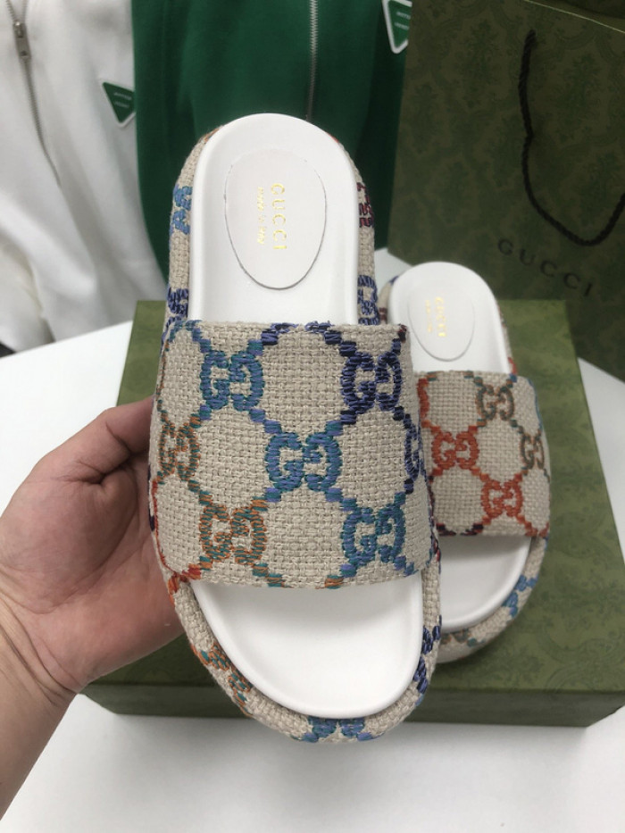 GCI GG Slide Sandal