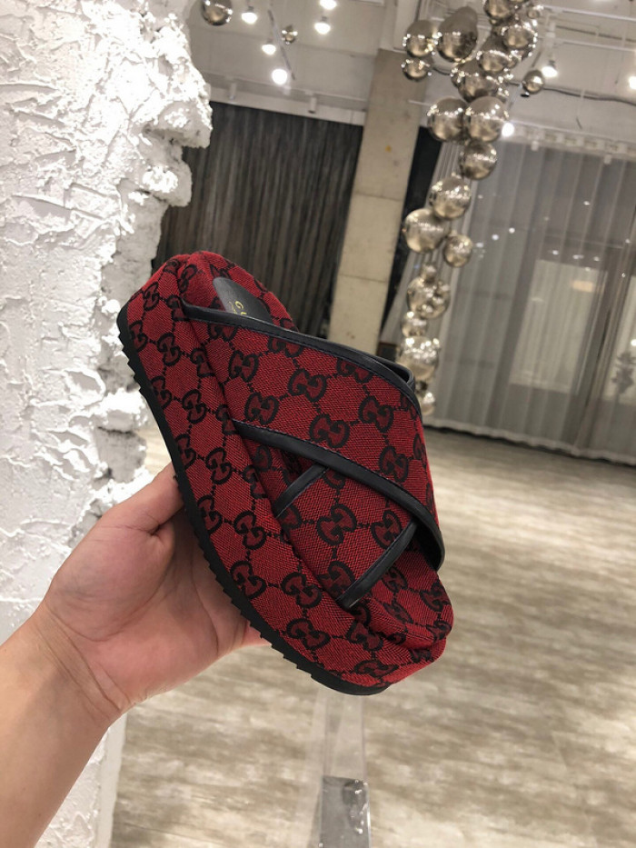 GCI GG Slide Sandal