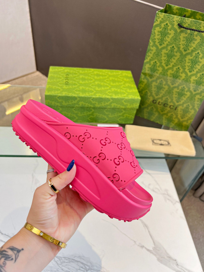GCI GG Slide Sandal