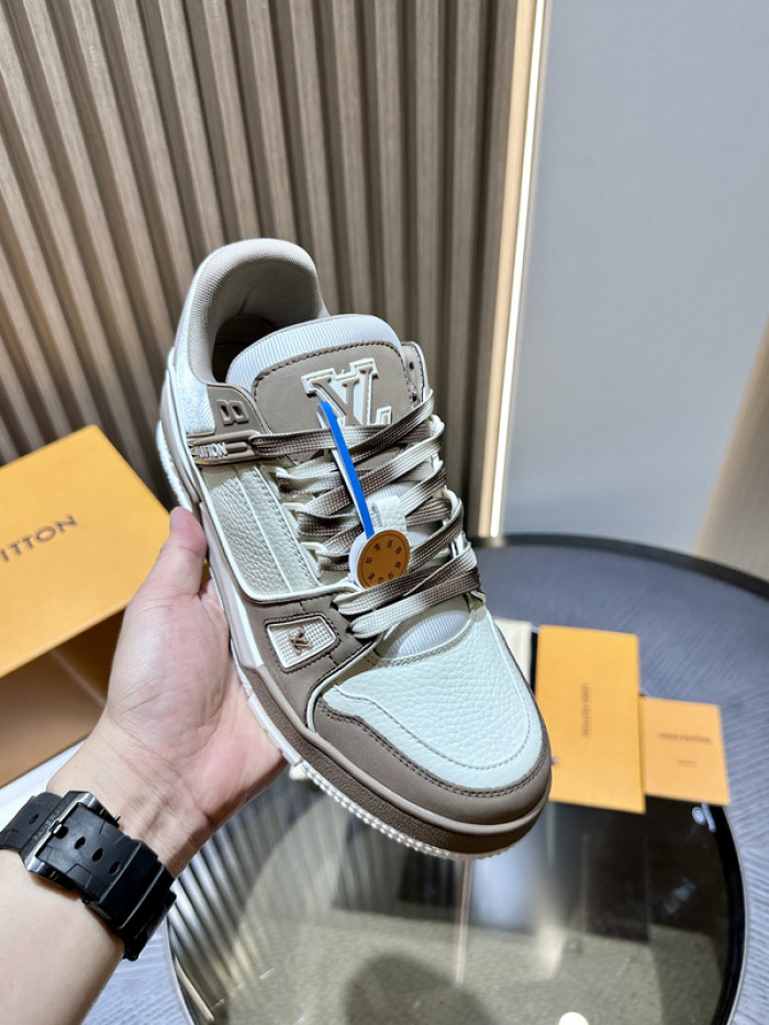 LUSV SNEAKERS