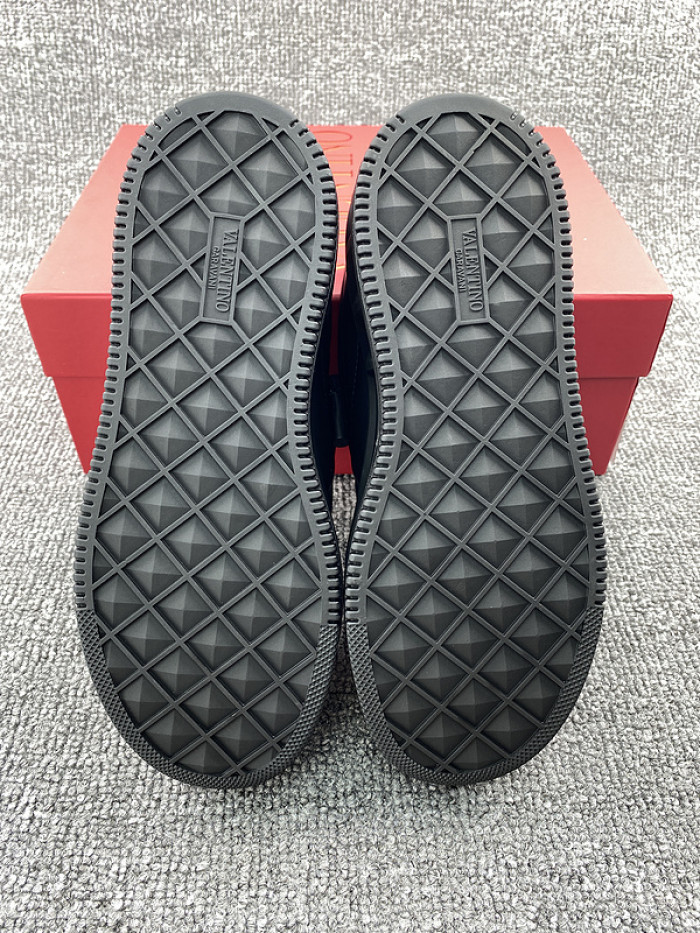 Va1e*ntin0 garavani sneaker