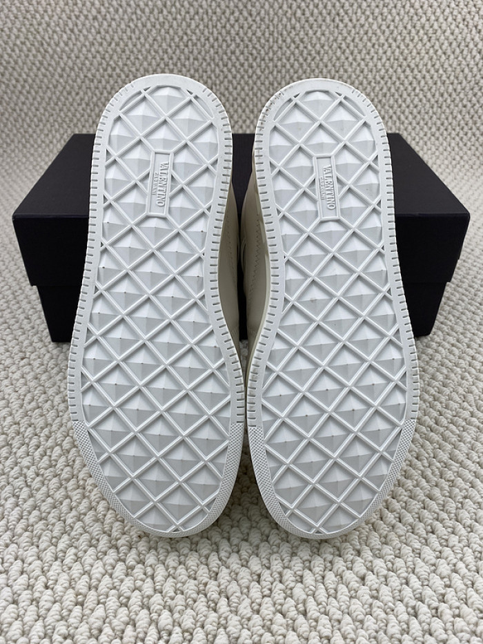 Va1e*ntin0 garavani sneaker