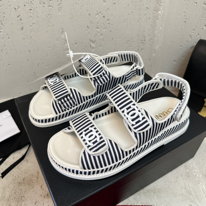 CN Slide Sandal