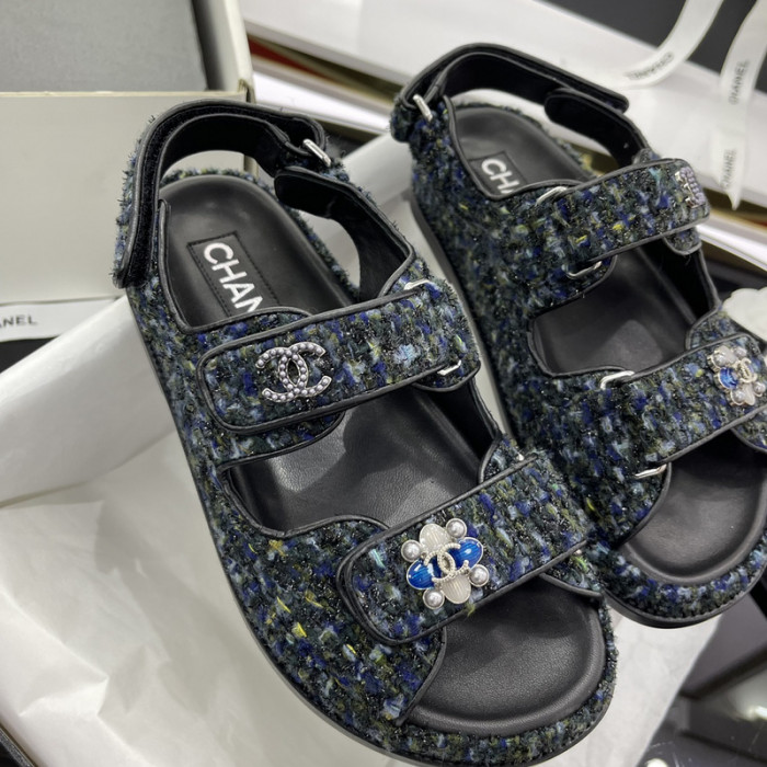 CN Slide Sandal