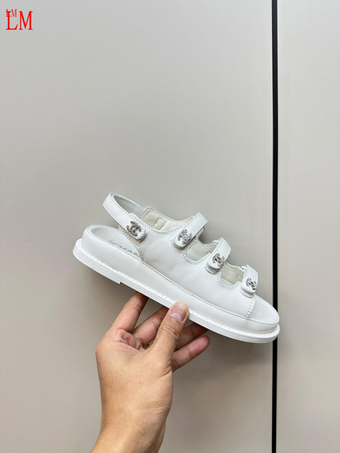 CN Slide Sandal