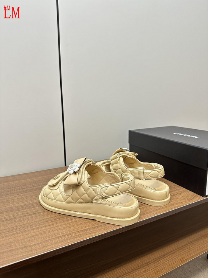 CN Slide Sandal