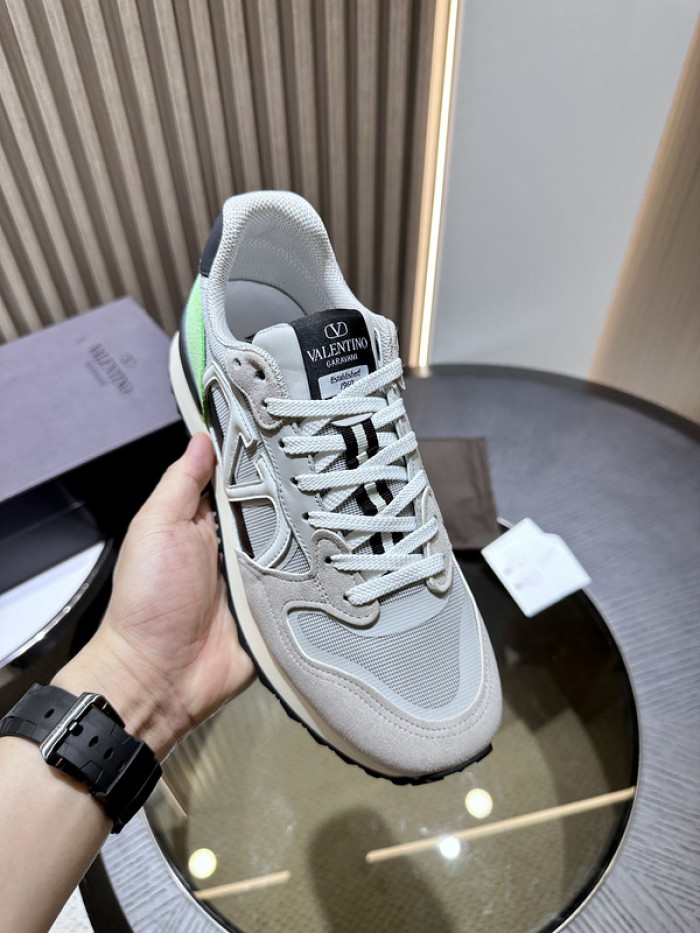 Va1e*ntin0 garavani sneaker