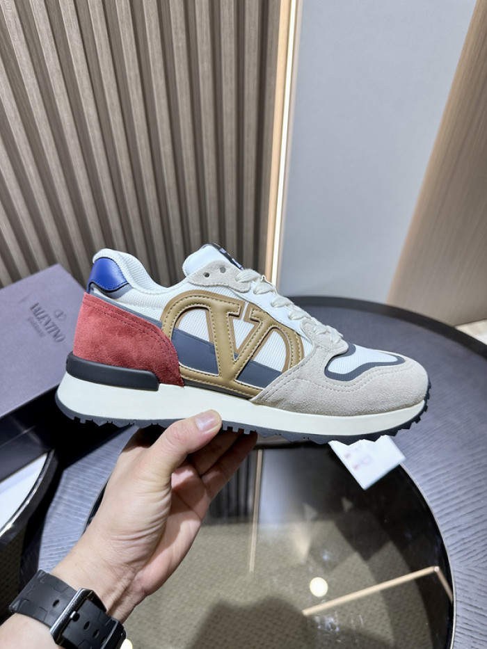 Va1e*ntin0 garavani sneaker