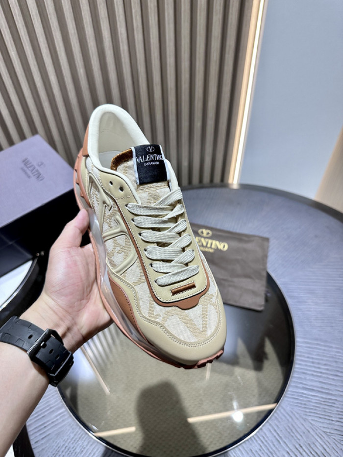 Va1e*ntin0 garavani sneaker