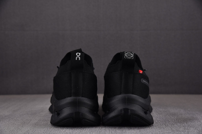 L0ew* sneaker