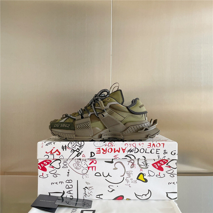 DG SNEAKER