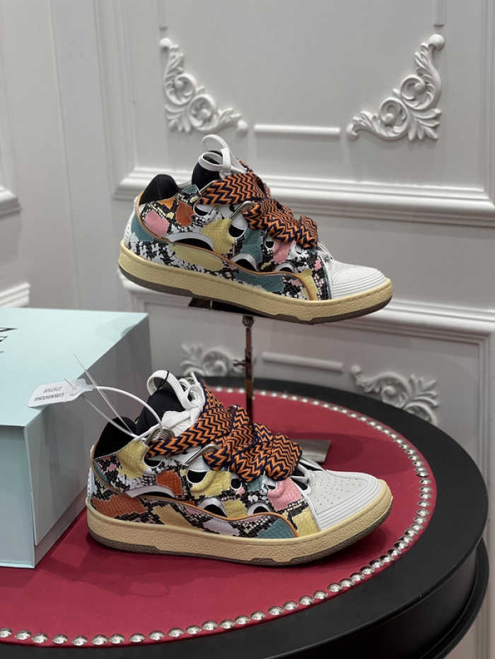 Lanu1n curb sneaker