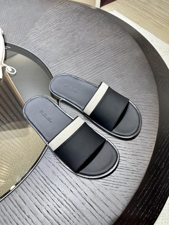 L0r0 P1ana sandal