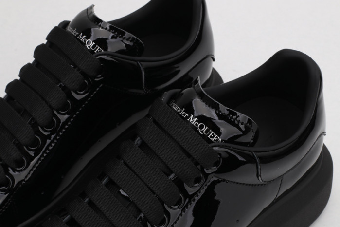 ALEXMQ Sneakers