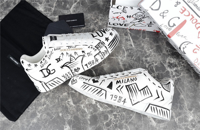 DG SNEAKER