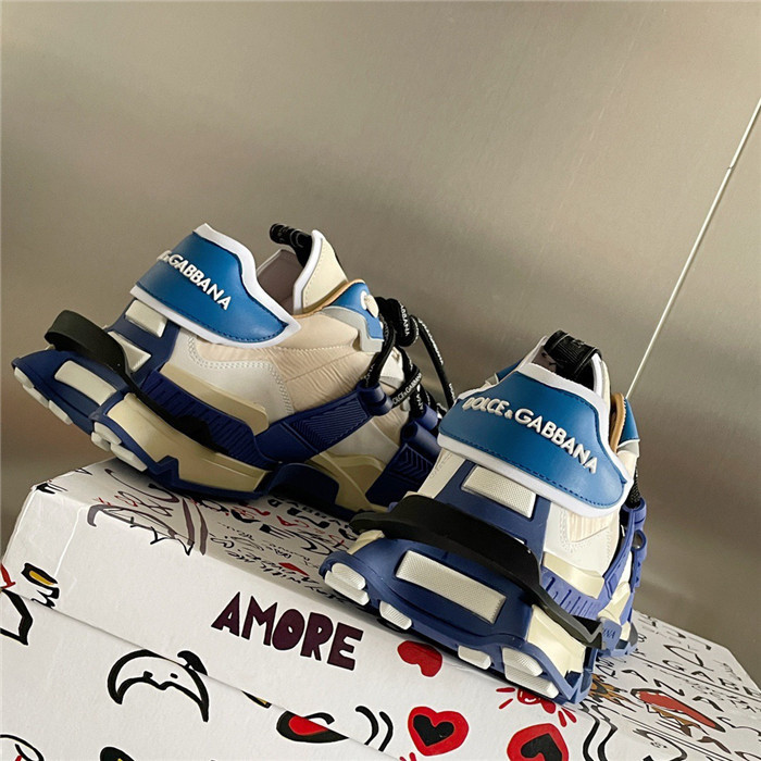 DG SNEAKER