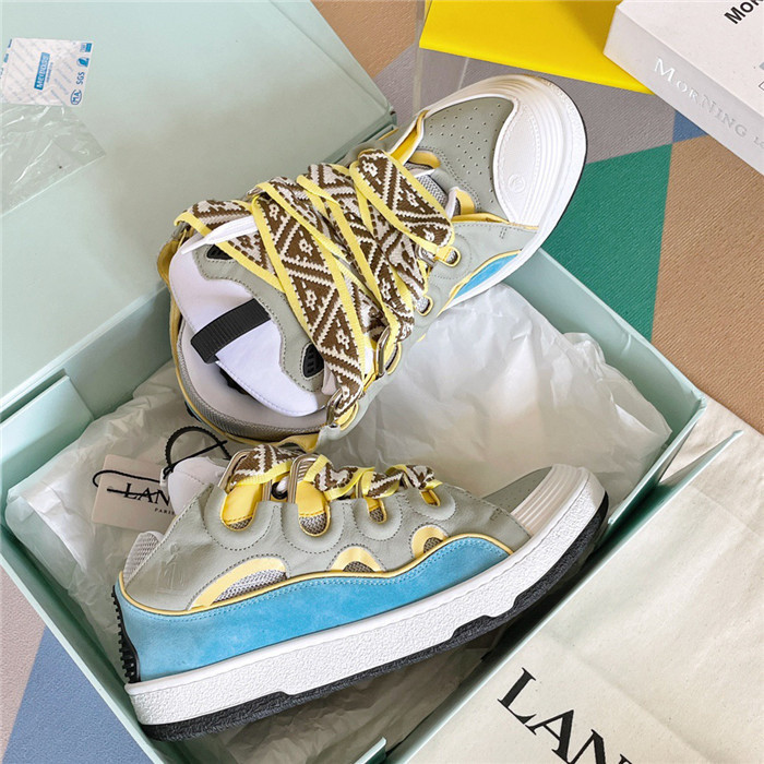 Lanu1n curb sneaker
