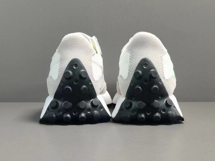 (wmns) new Ba1an*e 327 