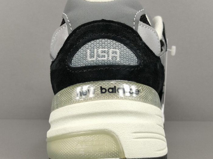 new Ba1an*e 992 black grey m992eb
