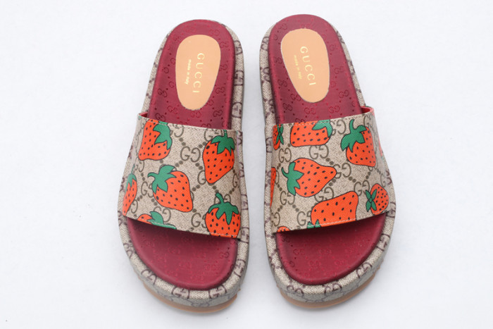 GCI GG Slide Sandal