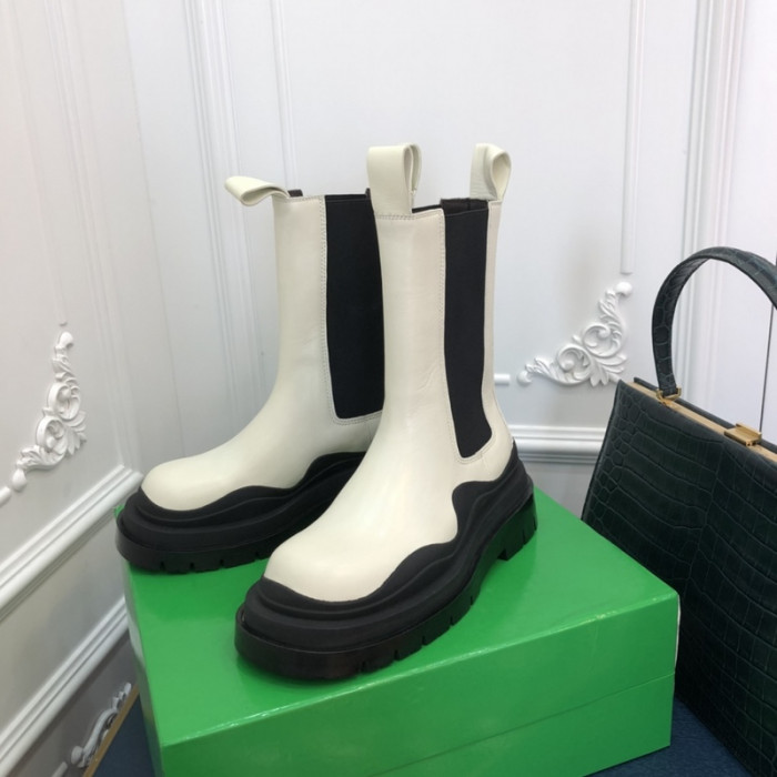 Bo*te*ga ve*ne*ta chelsea tire leather high boot