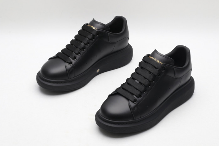 ALEXMQ Sneakers