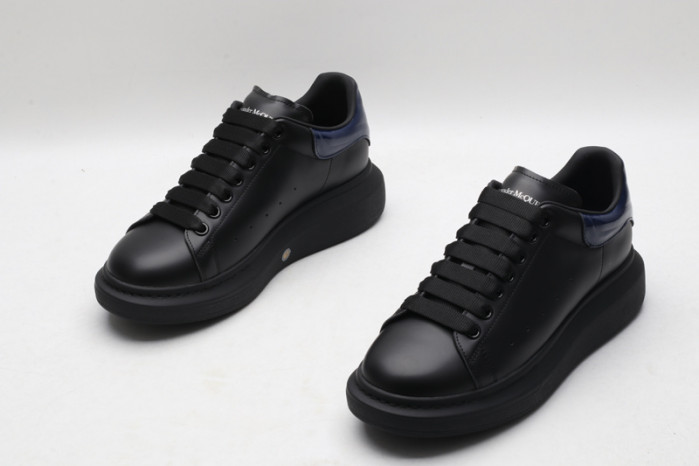 ALEXMQ Sneakers